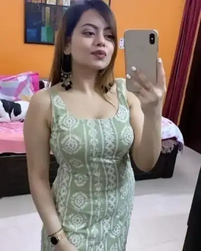 Call Girl in Garamur